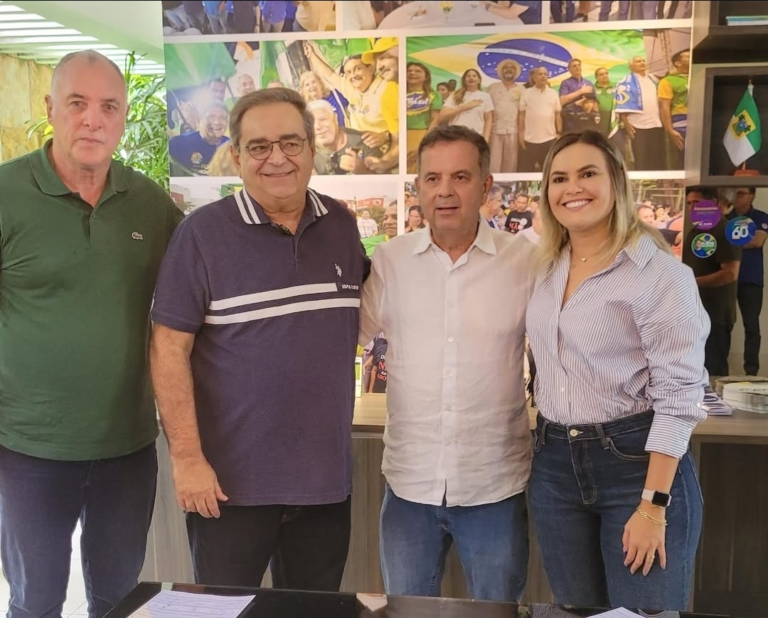 Álvaro Dias e Joana Guerra oficializam filiação ao PL